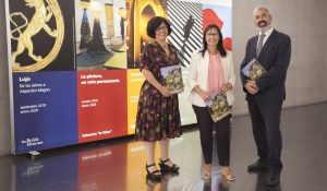 De izquierda a derecha: la directora de CaixaForum Madrid, Isabel Fuentes; la directora general adjunta de la Fundación Bancaria ”la Caixa”, Elisa Durán, y el director del Área de Cultura y Divulgación Científica de la Fundación Bancaria ”la Caixa”, Ignasi Miró.