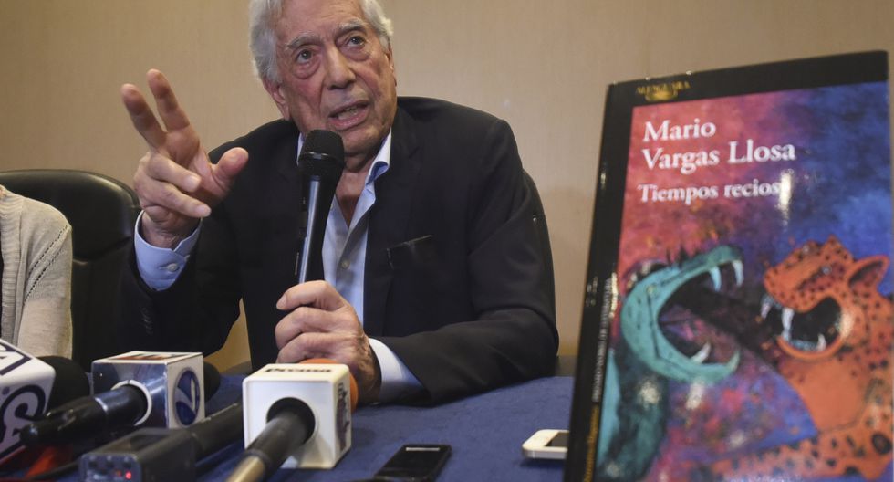 Marío Vargas Llosa.