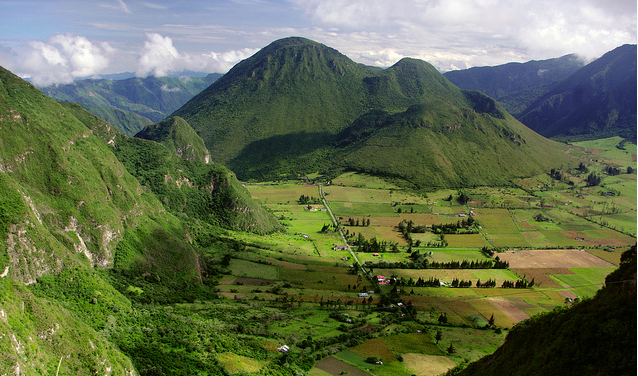 Ecuador Reserva-Geobotánica-Pululahua_2
