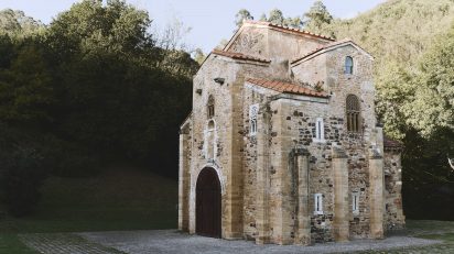 San Miguel de Lillo tras la restauración.