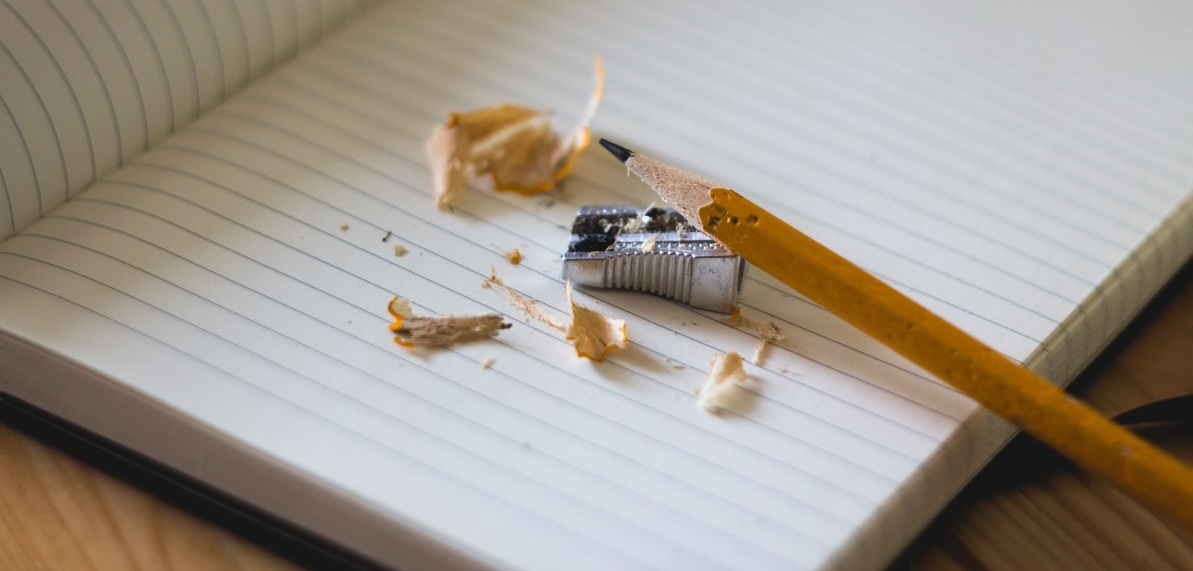 pencil_sharpener_notebook_paper_education_office_supplies_stationery-697821.jpg!d