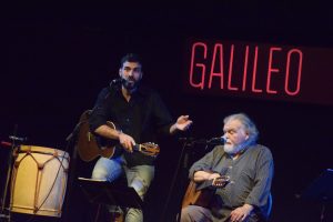 Rafael Amor con su hijo Salvador.