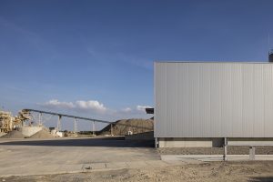 La nave que acoge en PLANTA la obra de Juan Muñoz Double Bind.