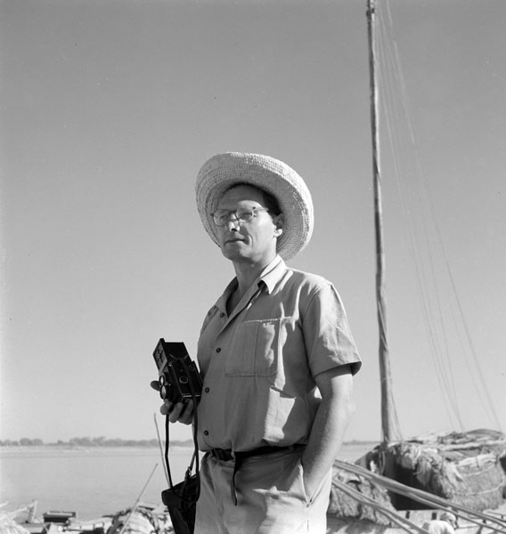 Pierre Verger en Bom Jesus da Lapa, 1950. Foto Marcel Gautherot.