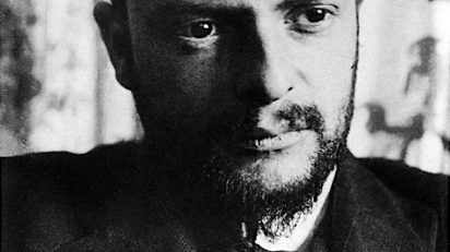 Paul Klee, photographed in 1911 by Alexander Eliasberg.