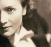 Morocco (film) 1930. Josef von Sternberg, director. Marlene Dietrich with top hat. Paramount Pictures.
