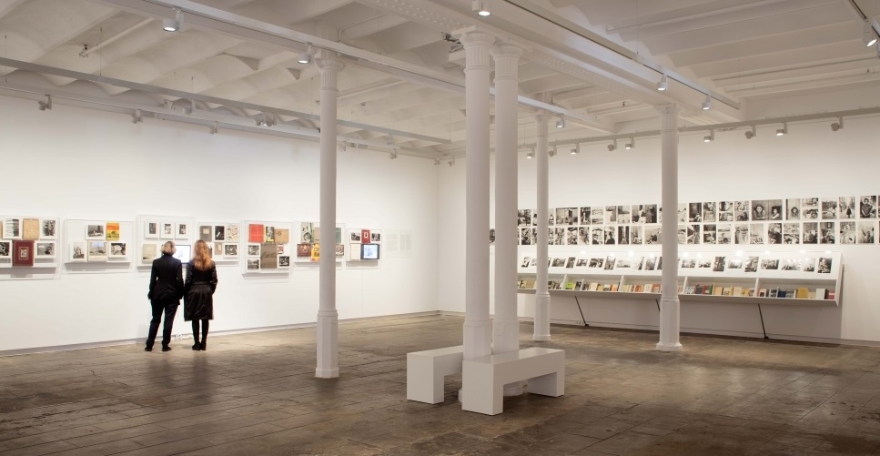 Sala de exposiciones de Foto Colectania. Foto: © Meritxell Arjalaguer.