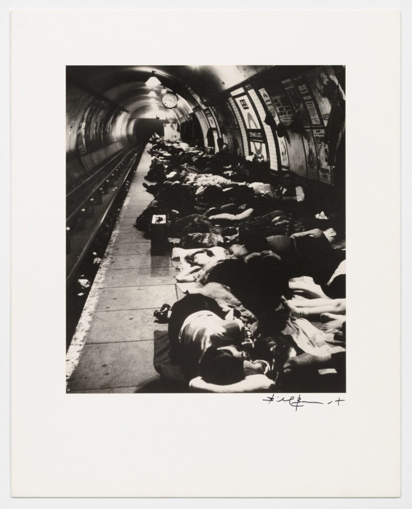 Bill Brandt. 'People sheltering in the Tube Elephant and Castle underground station', 1940.