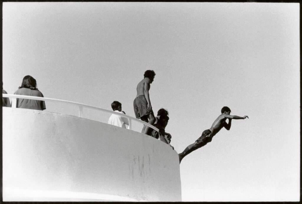 © Javier Campano: Tenerife, 1987. Fotografía b/n, 23.8 x 30.4 cm. Archivo Lafuente.