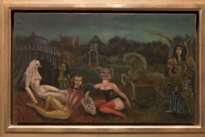 'Down Below [Abajo]', 1940. Óleo sobre lienzo. 40 x 59,7 cm. Colección particular Mia Kim. © ESTATE OF LEONORA CARRINGTON / VEGAP, MADRID, 2023. Foto: © Luis Domingo.