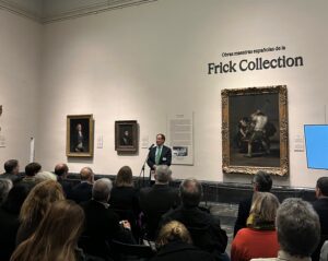 Ian Wardropper, director de la Frick Collection, en la presentación de "Obras maestras españolas de la Frick Collection" en el Museo Nacional del Prado. Foto: © Luis Domingo.