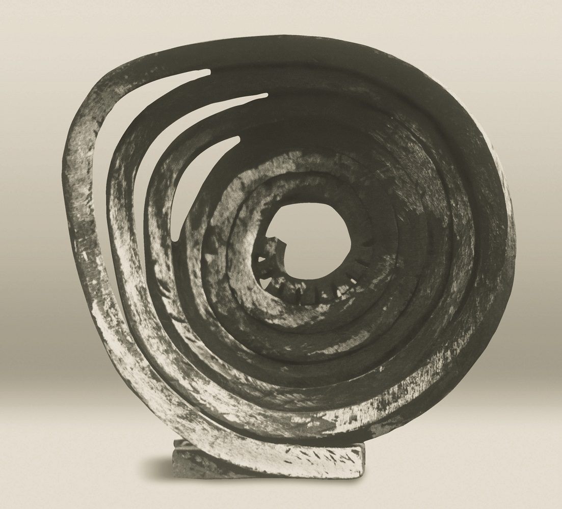 Martín Chirino. El Viento, 1958. Hierro forjado. 40 x 45 x 15 cm. Colección particular. Cortesía Galería Guillermo de Osma. © Martín Chirino.