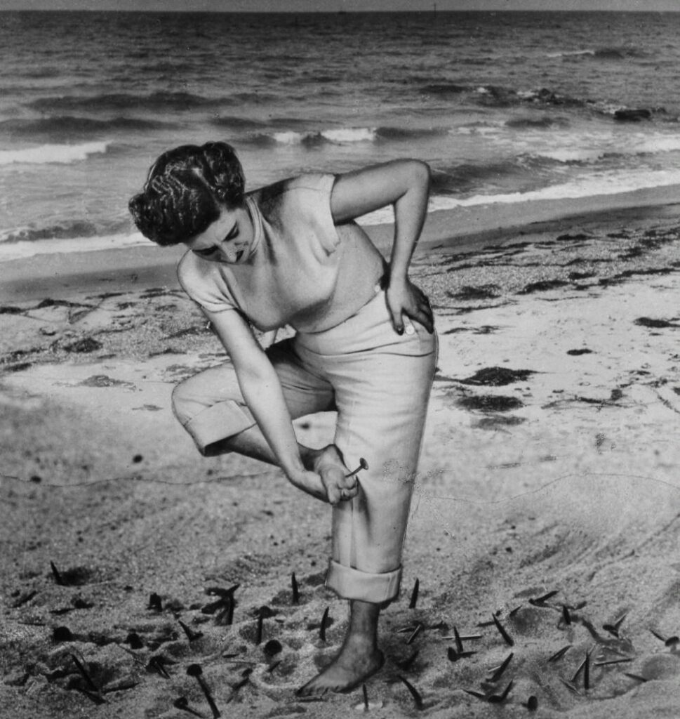 Grete Stern (1904 – 1999) . S/T Sueño n.º 39, 1949 Colección Circa XX. IAACC Pablo Serrano. Gobierno de Aragón.