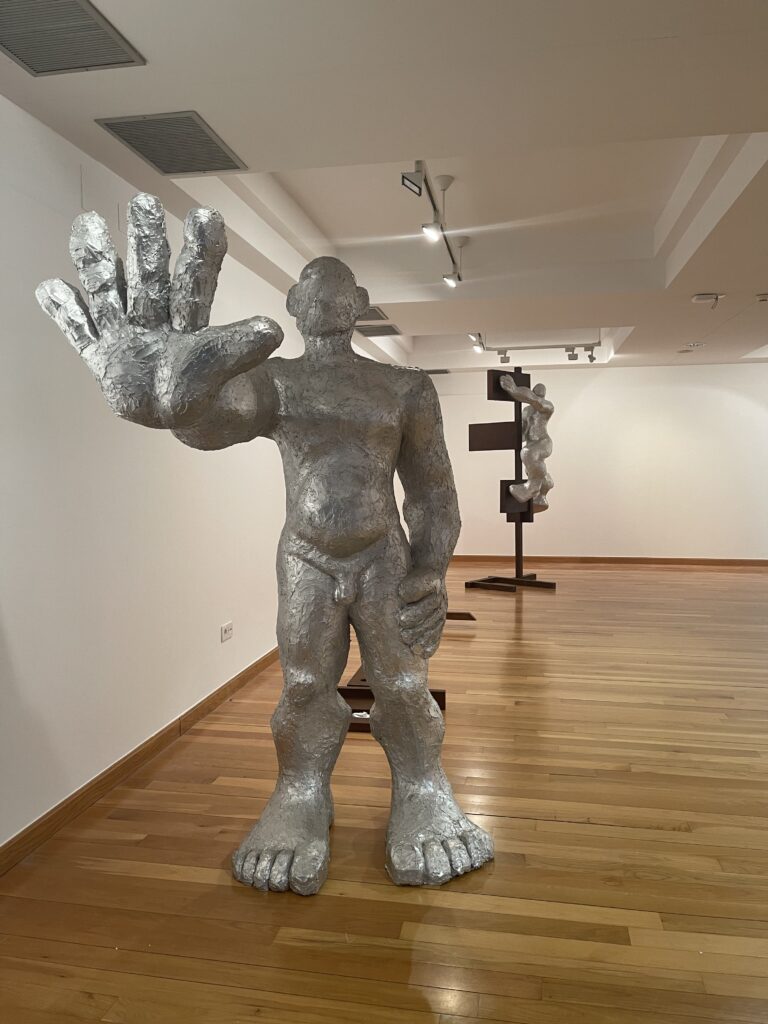 Exposición "Derivas atemporales" de Moisès Gil en la Universidad de Murcia