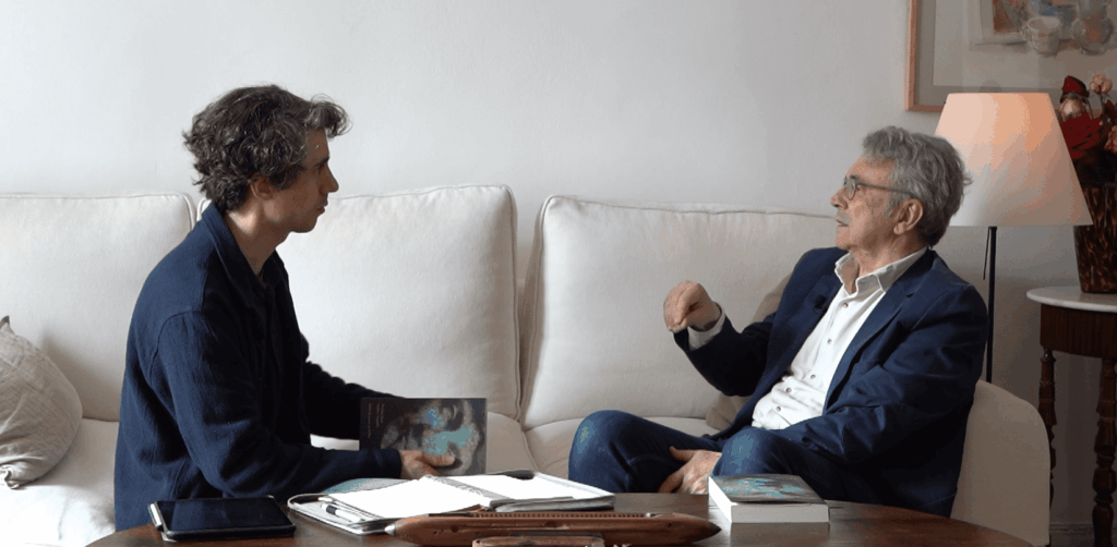 Jonás Trueba conversando con Andrés Trapiello.
