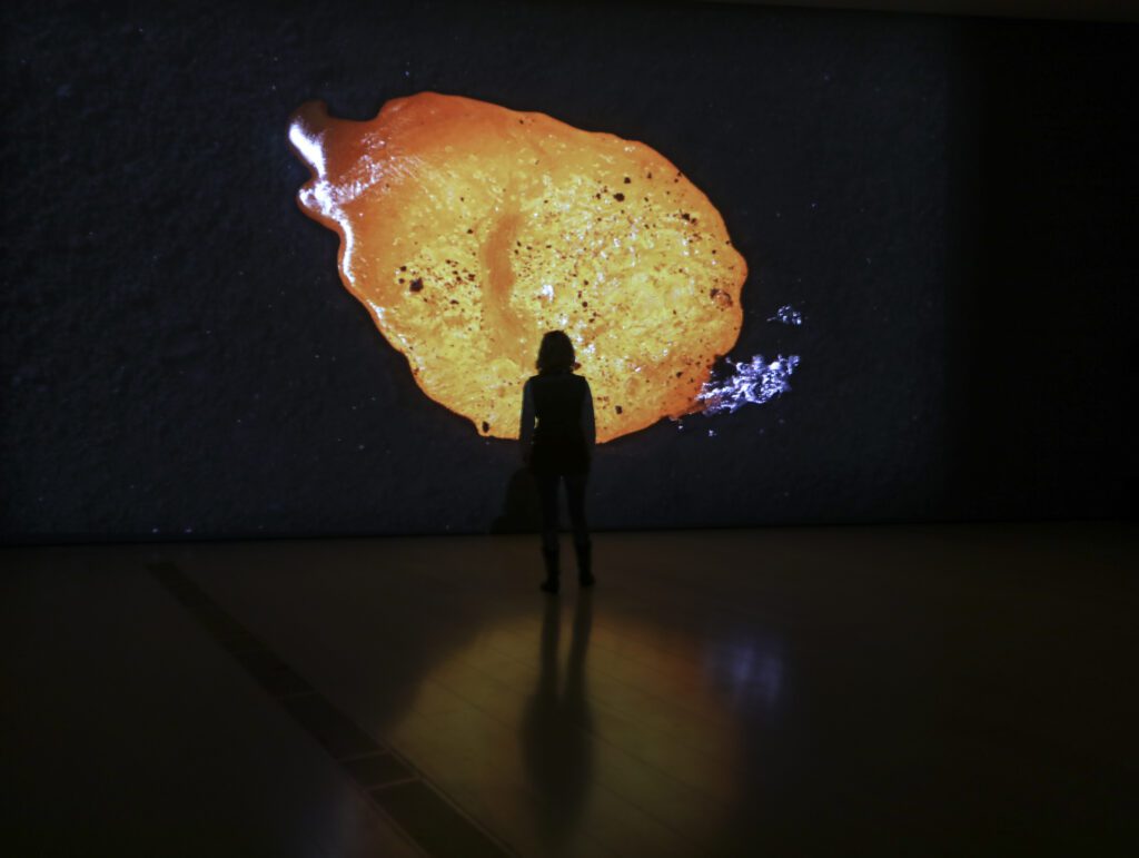 El Centro Botín presenta la exposición "SOLANGE PESSOA: Del día o de la noche". Fotografía: Belén de Benito.